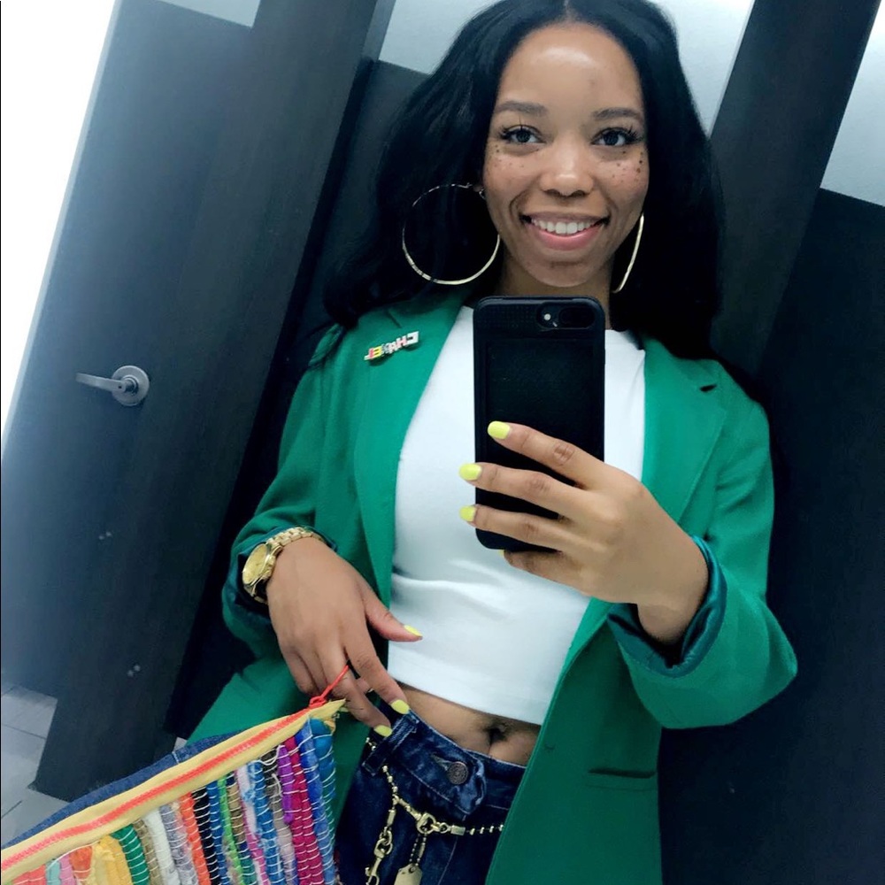 Meet your Posher, Tiffany